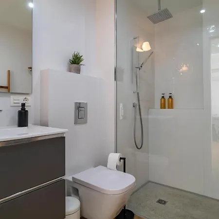 Apartment Lovely In With House Sea View