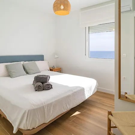 Lovely In With House Sea View