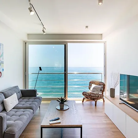 Lovely In With House Sea View Apartment *